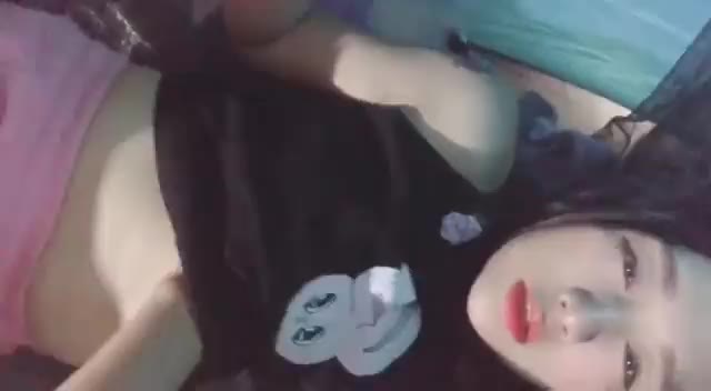 Kaka dan Adik Bercocok tanam