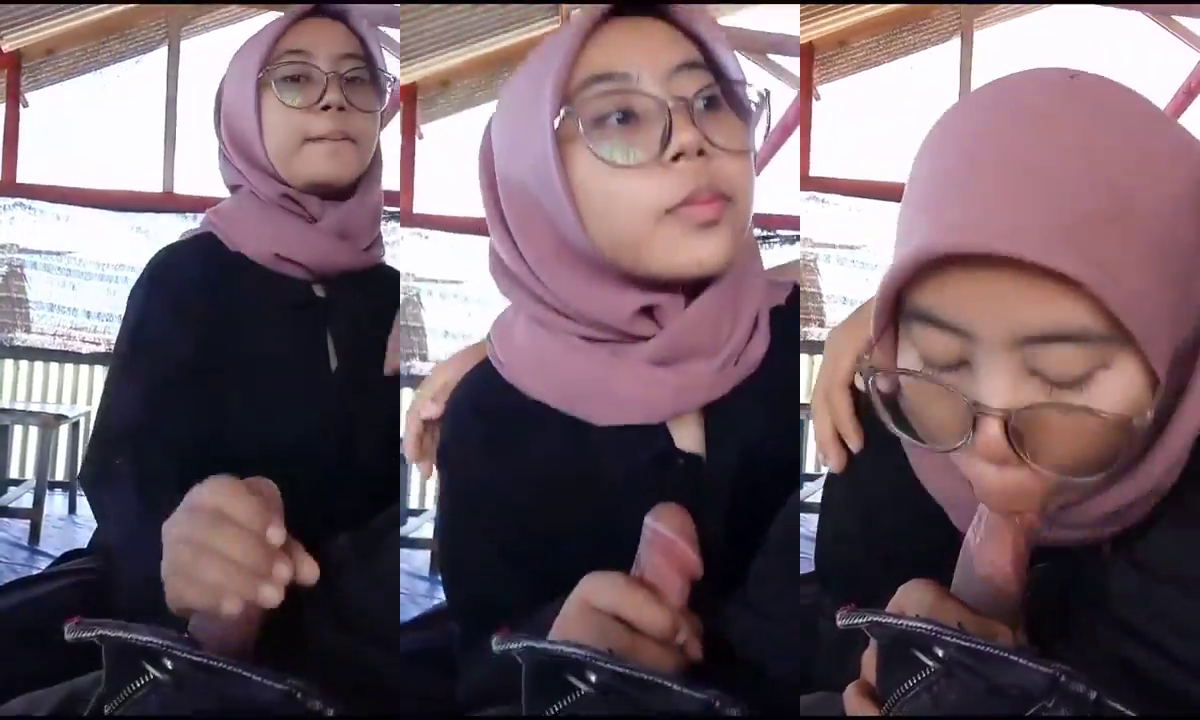 Jilbab Mesum Nyepong Kontol Pacar Ditempat Umum
