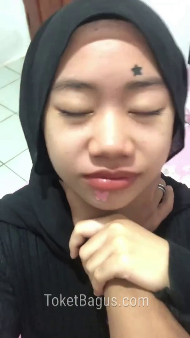 Jilbab SMP Masih b0c!l Awalnya Gak Mau